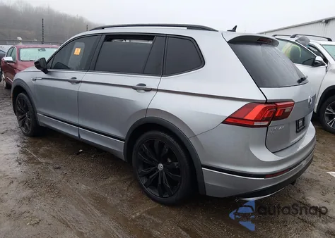 2020 Volkswagen Tiguan 2.0T Se/2.0T Se R-Line Black/2.0T Sel z USA, uszkodzony, nr VIN 3VV2B7AX6LM134408